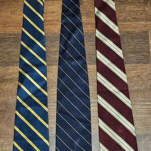 BROOKS BROTHERS MAKERS mens lot of 3 ties SIZE 55x4 MULTICOLOR T2